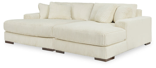 Lindyn Super Chaise